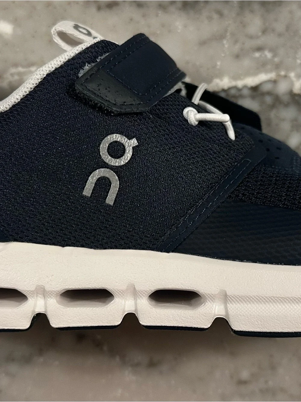 On Cloud Running Kids Navy and White Cloud Sneaker